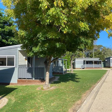 Beachcomber Caravan Park Малакута Екстериор снимка