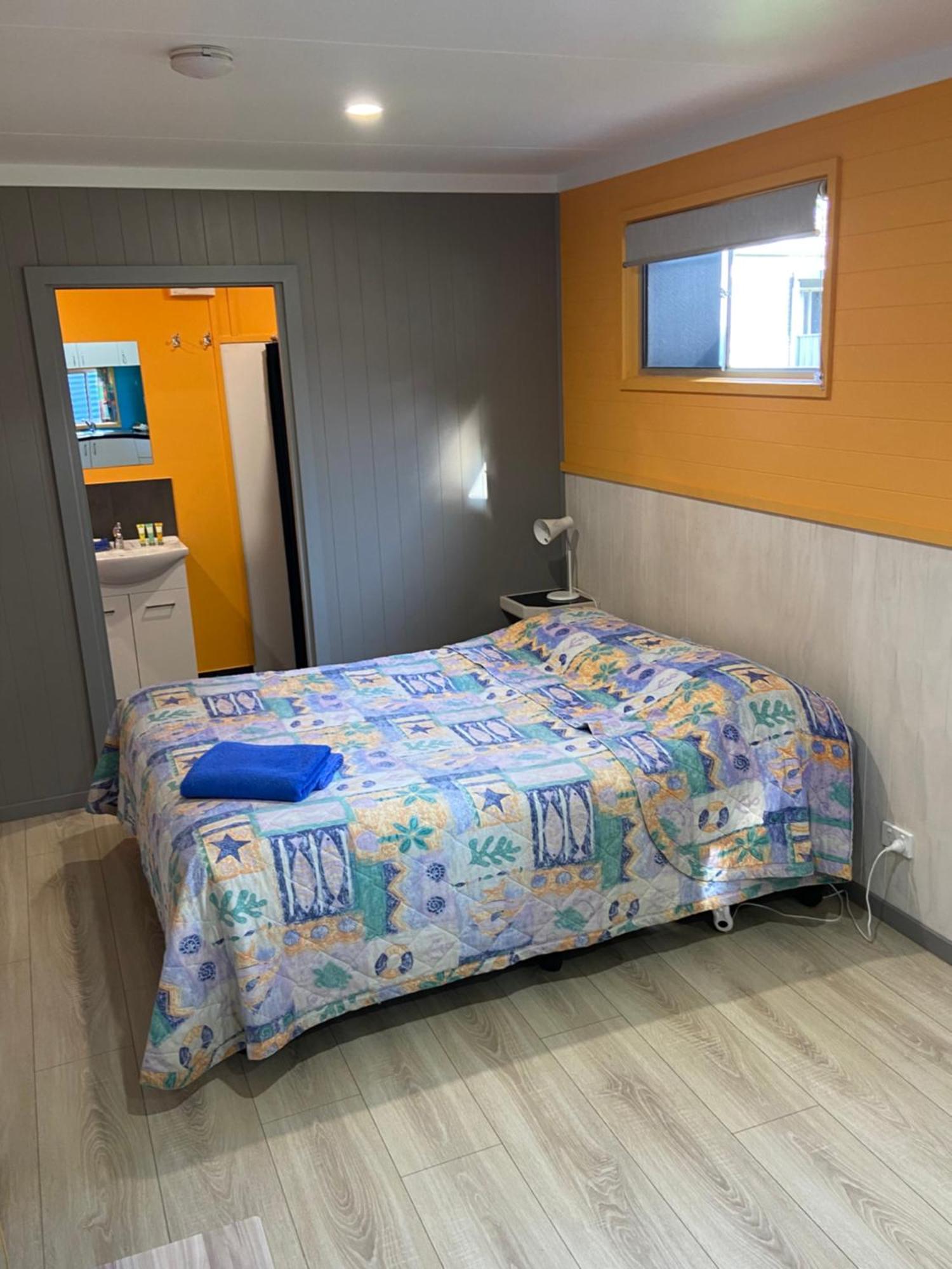 Beachcomber Caravan Park Малакута Екстериор снимка