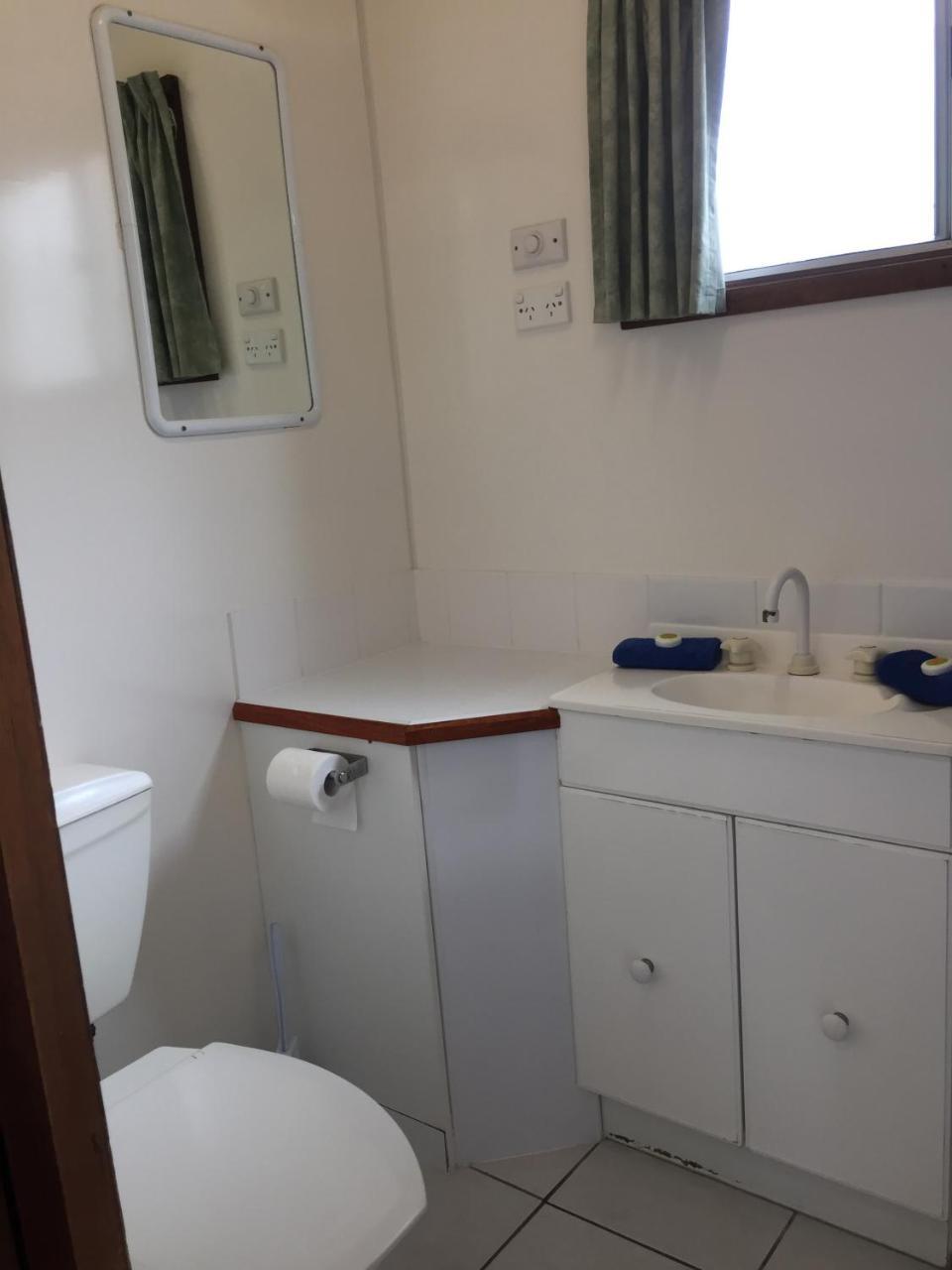 Beachcomber Caravan Park Малакута Екстериор снимка